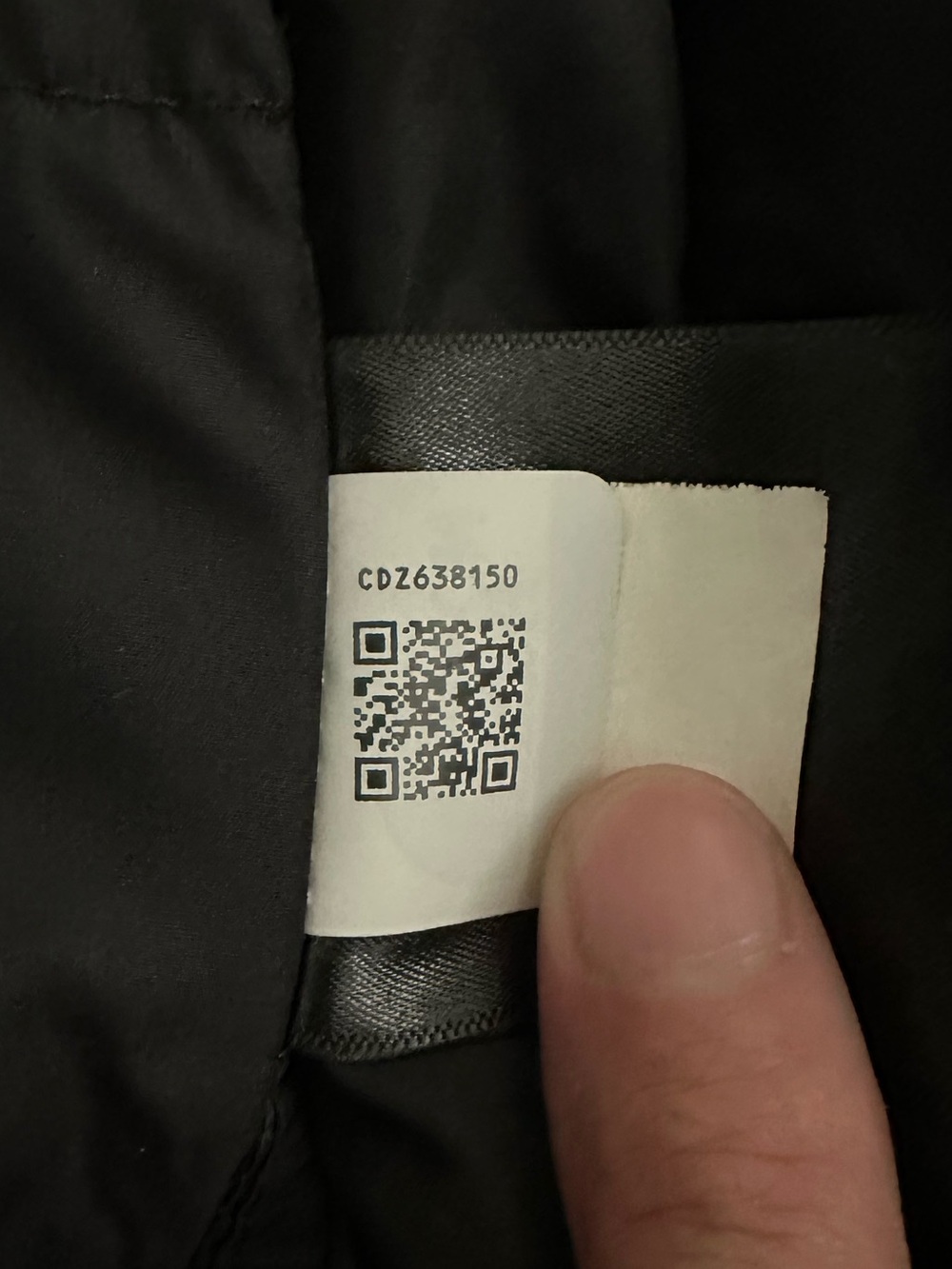 The North Face / 1996 Retro Nuptse Jacket / Black /M / EXCELLENT / Fall2024 - Picture 16 of 16